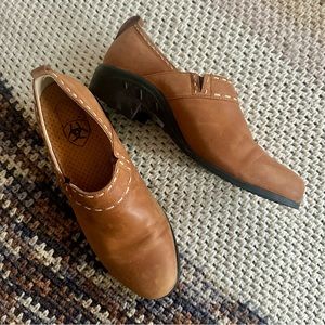 Ariat • Western Leather Slip-On‎ Clogs